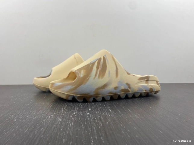 Slide Yeezy GW1932 Adidas 0813